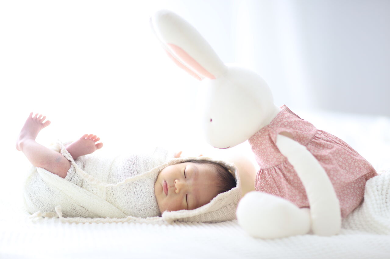 ニューボーンフォトをおしゃれに ライフスタジオ名古屋店の写真 Nagoyablog 子供から家族まで自然でおしゃれ に残す人生の写真館 ライフスタジオ